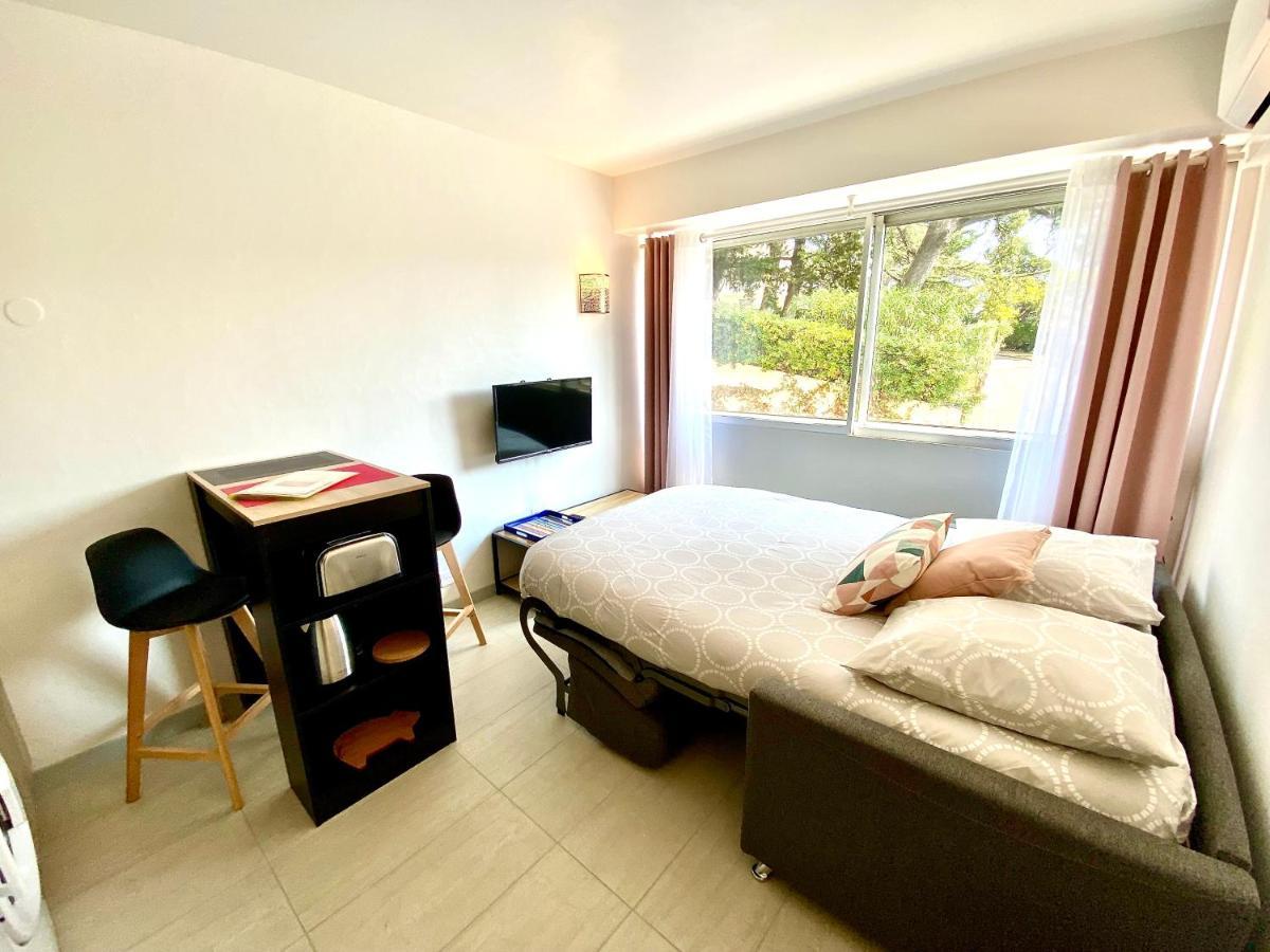 CHÂTEAU PICAUD - MAGNIFIQUE STUDIO -à 2min DU BORD DE MER Cannes Esterno foto